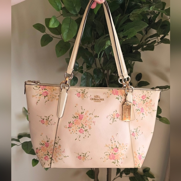 Coach Handbags - Coach Ava Tote Floral Bundle Print F28965